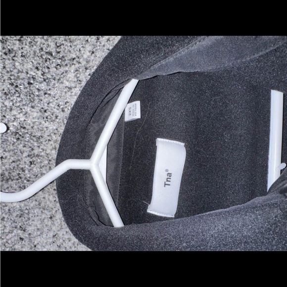 Aritiza fleece - Picture 2 of 2